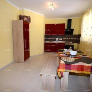 Prodaja- kuća s 4 stambene jedinice- okolica Višnjana!