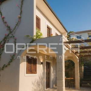 Prodaja, Kuća, Vis, Zagrebačka ulica, Samostojeća, 100m2