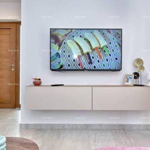 Prodaja kuće s bazenom u neposrednoj blizini mora, Peroj!