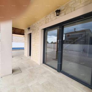 Prodaja kuće sa bazenom - Svetvinčenat