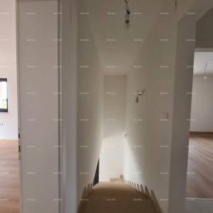 Prodaja kuće sa bazenom - Svetvinčenat