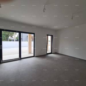 Prodaja kuće sa bazenom - Svetvinčenat