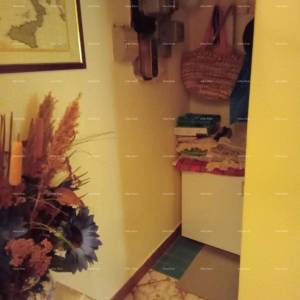 Prodaja kuće sa dvije garaže, Galižana!