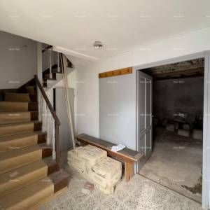 Prodaja kuće,  Vodnjan. Kuća ima urednu uporabnu dozvolu.