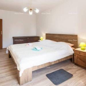 Prodaja lijepo uređene, renovirane istarske kuće s šternom, Marčana!