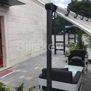 Prodaja, luksuzna vila s bazenom, 100 m od mora