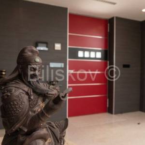 Prodaja, luksuzna vila s bazenom, 100 m od mora