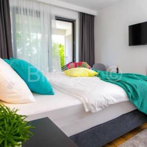 Prodaja, Manji hotel u blizini Plitvica, 8 soba