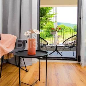 Prodaja, Manji hotel u blizini Plitvica, 8 soba