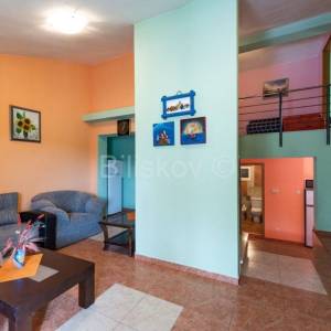 Prodaja, Marina, Vinišće, vila sa bazenom