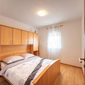 Prodaja, Marina, Vinišće, vila sa bazenom