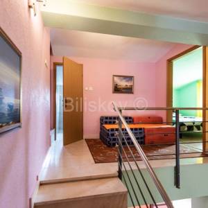 Prodaja, Marina, Vinišće, vila sa bazenom