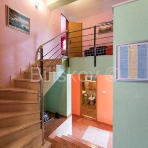 Prodaja, Marina, Vinišće, vila sa bazenom