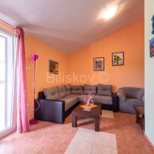 Prodaja, Marina, Vinišće, vila sa bazenom