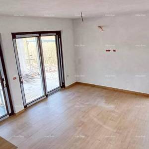 Prodaja moderne kuće s bazenom u mirnom i lijepom istarskom mjestu,  Svetvinčenat!