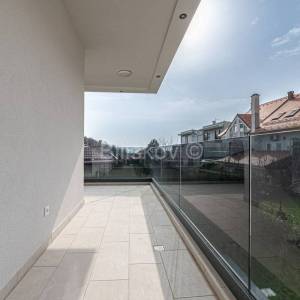 Prodaja, novogradnja, urbana vila, Maksimir, garaža, parking