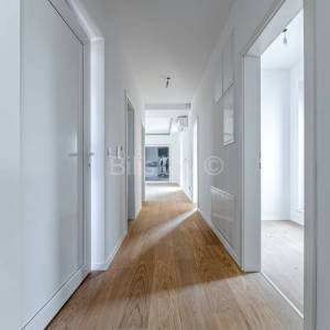 Prodaja, novogradnja, urbana vila, Maksimir, garaža, parking