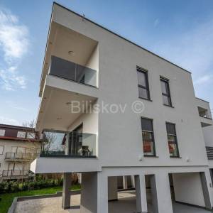 Prodaja, novogradnja, urbana vila, Maksimir, garaža, parking