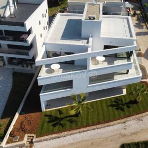 Prodaja, novogradnja, Zadar, Sukošan, 3S, prvi red do mora