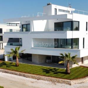 Prodaja, novogradnja, Zadar, Sukošan, 3S, prvi red do mora