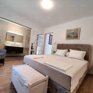 Prodaja - novoizgrađena kuća u blizini mora, Banjole!