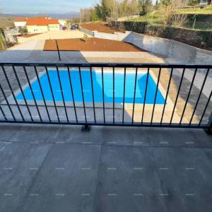 Prodaja novoizgrađene, moderno opremljene kuće sa bazenom, Rakalj!