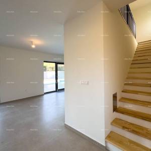 Prodaja novoizgrađene, moderno opremljene kuće sa bazenom, Rakalj!