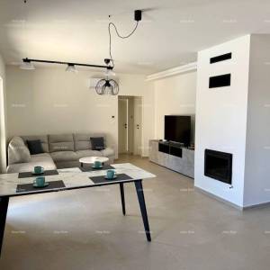 Prodaja novoizgrađene, moderno opremljene kuće sa bazenom, Rakalj!