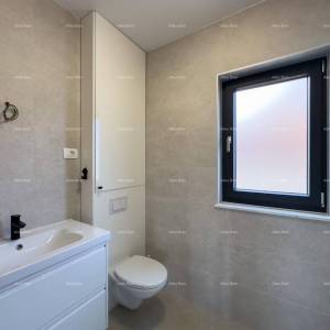 Prodaja novoizgrađene, moderno opremljene kuće sa bazenom, Rakalj!