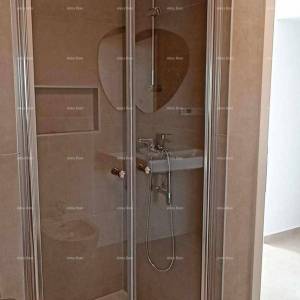 Prodaja novoopremljenog, dvoetažnog stana s pogledom na more, Tar, Poreč!