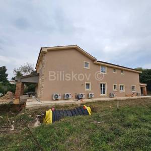 Prodaja, o. Krk, Risika, dvije prekrasne kuće, u izgradnji