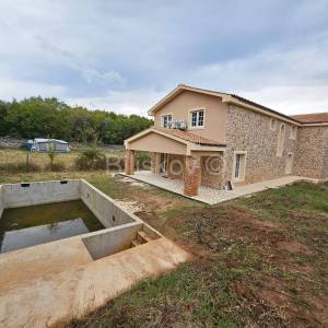 Prodaja, o. Krk, Risika, dvije prekrasne kuće, u izgradnji