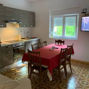 Prodaja, o. Ugljan, Kali, samotojeća kuća, parking, blizina plaže