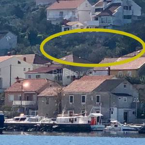 Prodaja, o. Ugljan, Kali, samotojeća kuća, parking, blizina plaže