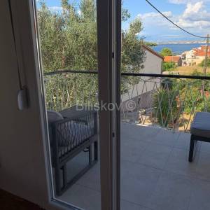 Prodaja, o. Ugljan, Kali, samotojeća kuća, parking, blizina plaže