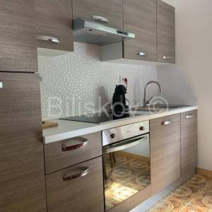 Prodaja, o. Ugljan, Kali, samotojeća kuća, parking, blizina plaže