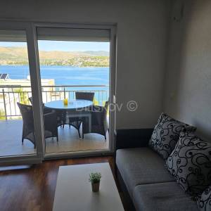 Prodaja, Okrug Gornji, stan s pogledom na more