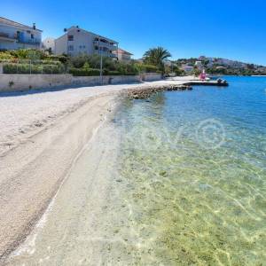 Prodaja, Okrug Gornji, stan s pogledom na more