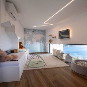 Prodaja, Opatija, luksuzan 4-soban stan, pogled na more, 2VPM