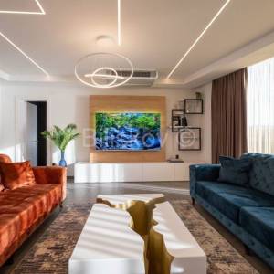 Prodaja, Opatija, luksuzan 4-soban stan, pogled na more, 2VPM