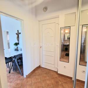 Prodaja, Pag, 2 apartmana, pogled na more, parking