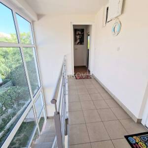 Prodaja, Pag, 2 apartmana, pogled na more, parking