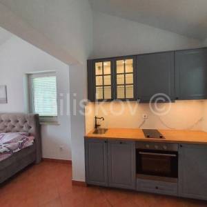 Prodaja, Pag, 2 apartmana, pogled na more, parking