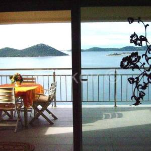 Prodaja, Pakoštane, dvoetažni penthouse,garažno parkirno mjesto