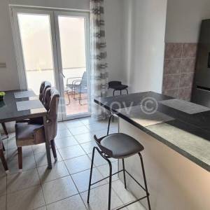 Prodaja, Pakoštane, trosoban stan, pogled na more, parking