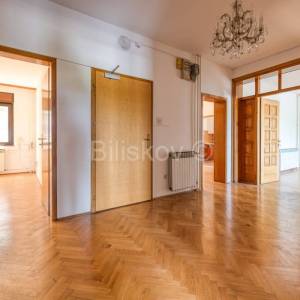 Prodaja, Pantovčak, samostojeća kuća, 2 GPM, 5 VPM, balkon