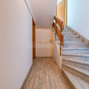 Prodaja, Pantovčak, samostojeća kuća, 2 GPM, 5 VPM, balkon