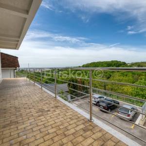 Prodaja, Pantovčak, samostojeća kuća, 2 GPM, 5 VPM, balkon