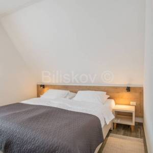 Prodaja, Plitvička jezera, samostojeća kuća, 4 apartmana, parking