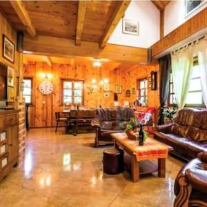 Prodaja, Plitvička jezera,šarmantna kuća 240 m2, bazen, sauna, parking